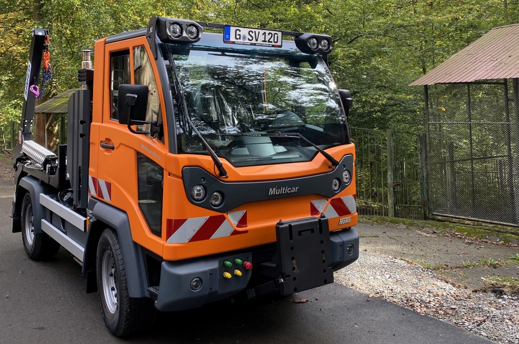 Neuer Multicar im Tierpark Gera eingetroffen