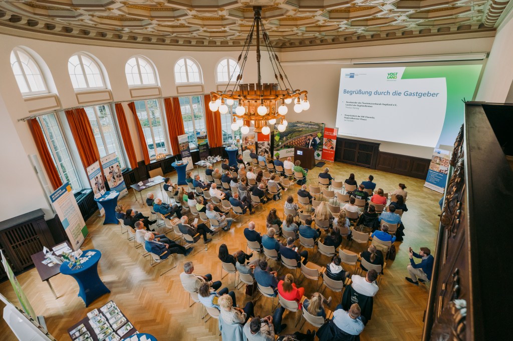 Informativer Austausch beim Vogtländischen Tourismustag