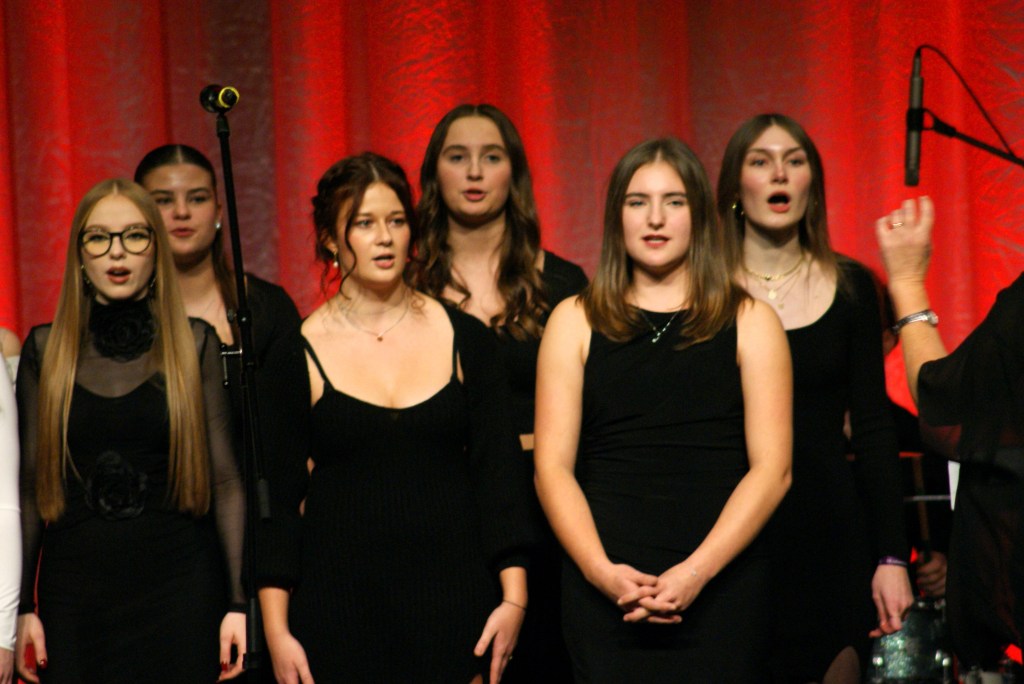 Greizer Gymnasiasten begeistern mit Weihnachtskonzert