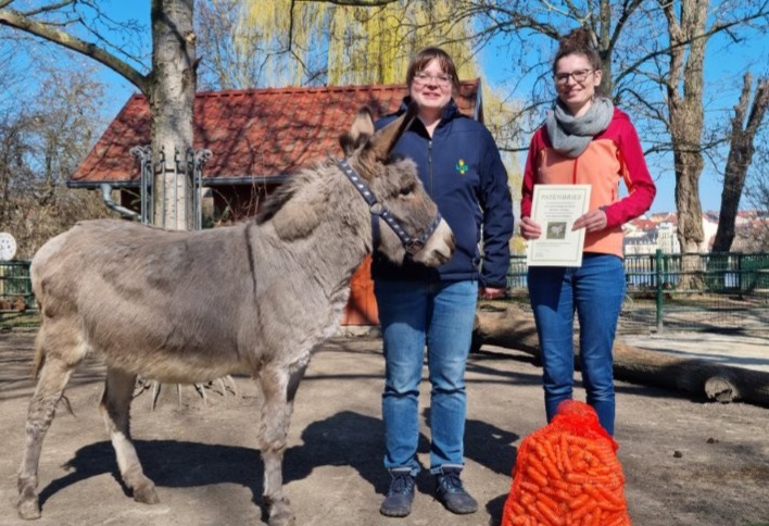 Altenburger Inselzoo: Landhandel erneuert Patenschaft