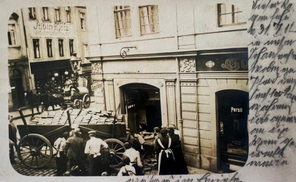 Ein Lastwagen, zwei Pferde und ein Ladenfenster – Gera auf&nbsp;Fotopostkarten