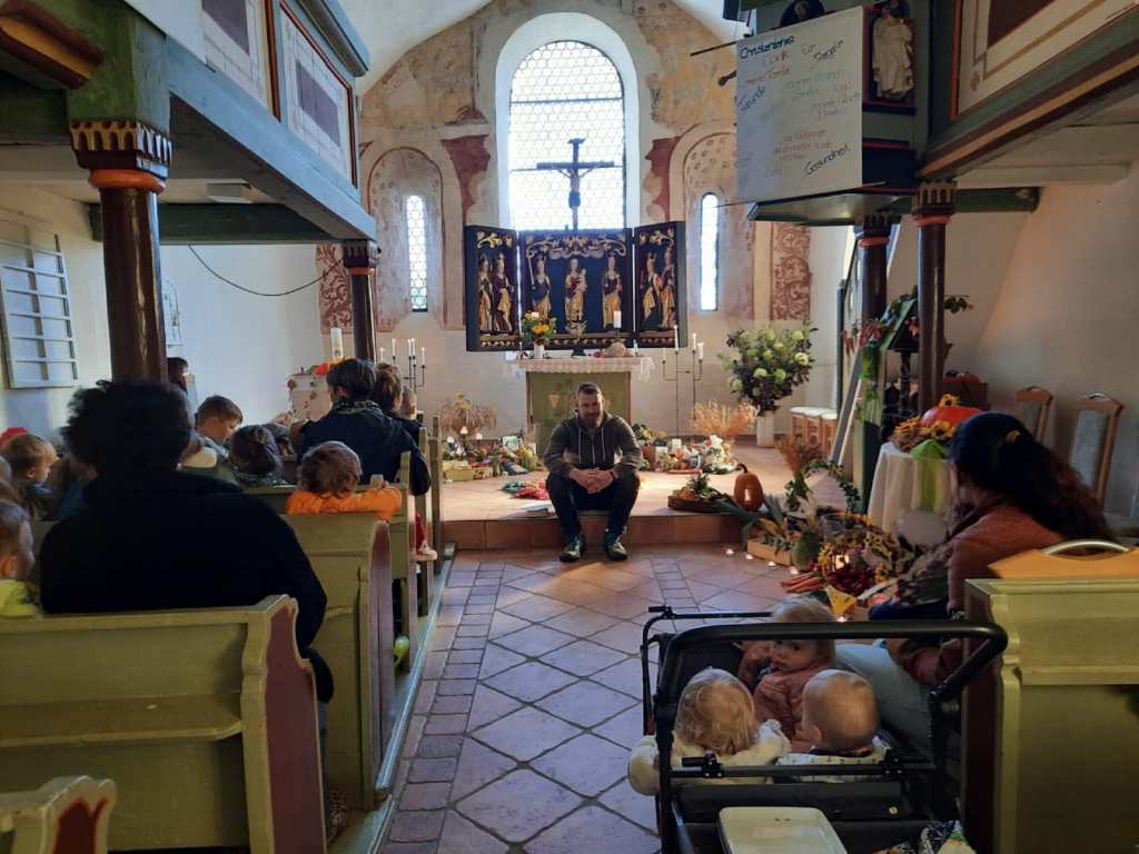 Kita-Kinder feiern Erntedankfest