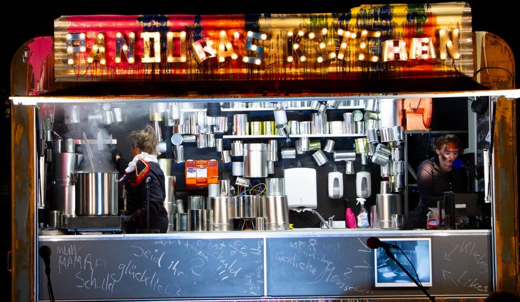 Live-Kochshow in Reichenbacher&nbsp;Weinholdstraße