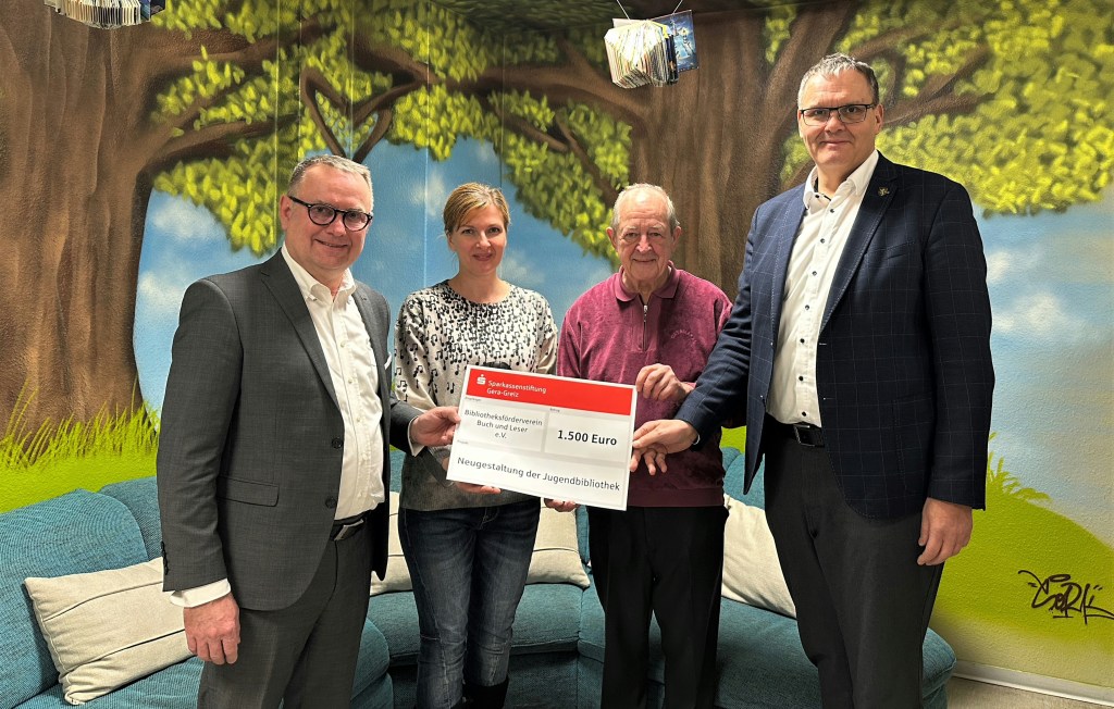 Spende ermöglicht neue „Grüne Oase“ der Geraer Jugendbibliothek